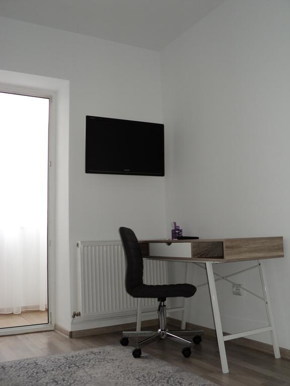 Joy Apartment Τιμισοάρα Εξωτερικό φωτογραφία